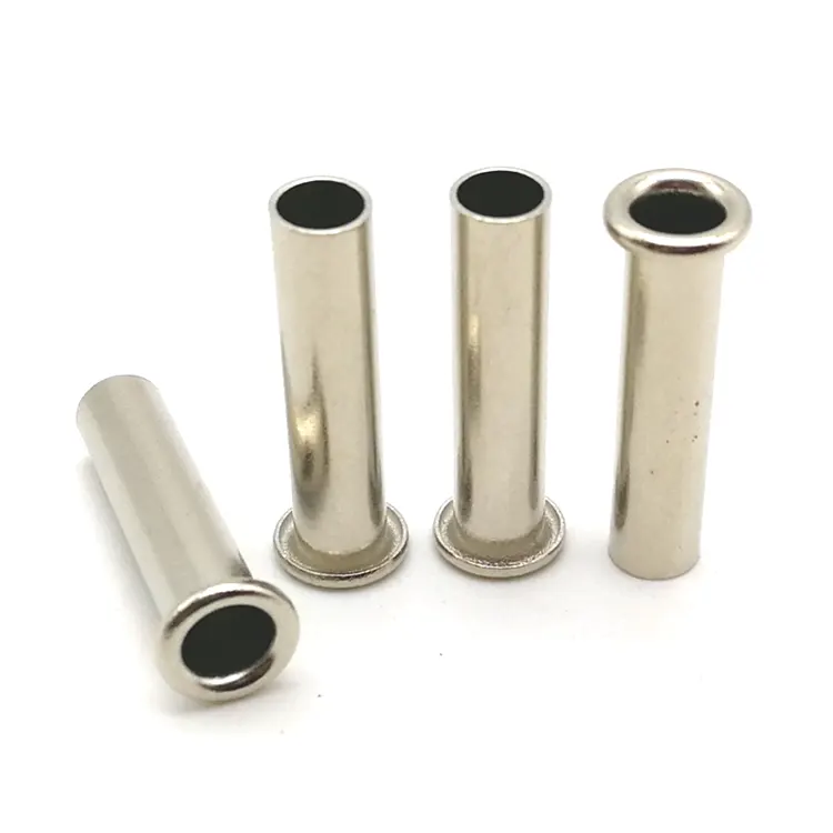 Remaches de tubería de acero